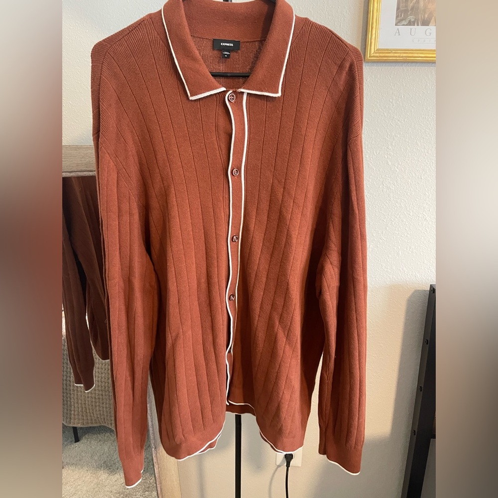 Men's Rust Sweater with White Trim